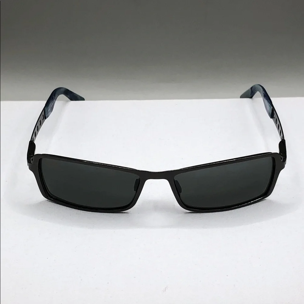 Maui Jim Shark Pit MJ-228-17 Polarized Sunglasses Gray Silver
